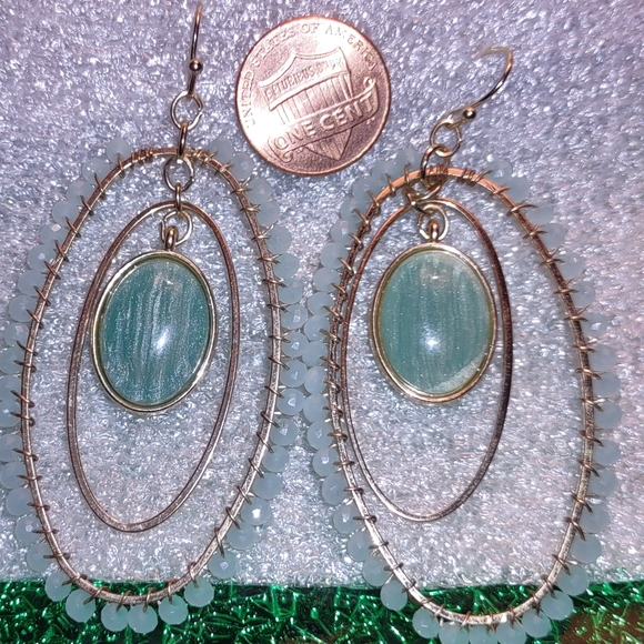 Aqua "Retro" Green Dangle earrings - Picture 3 of 9